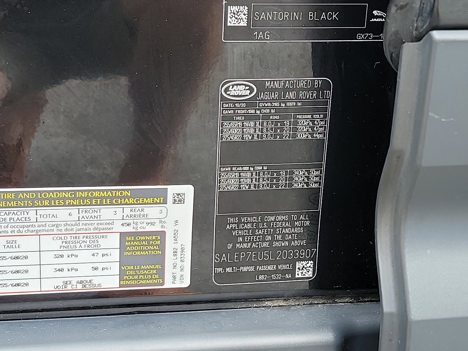 2020 Land Rover Defender SE