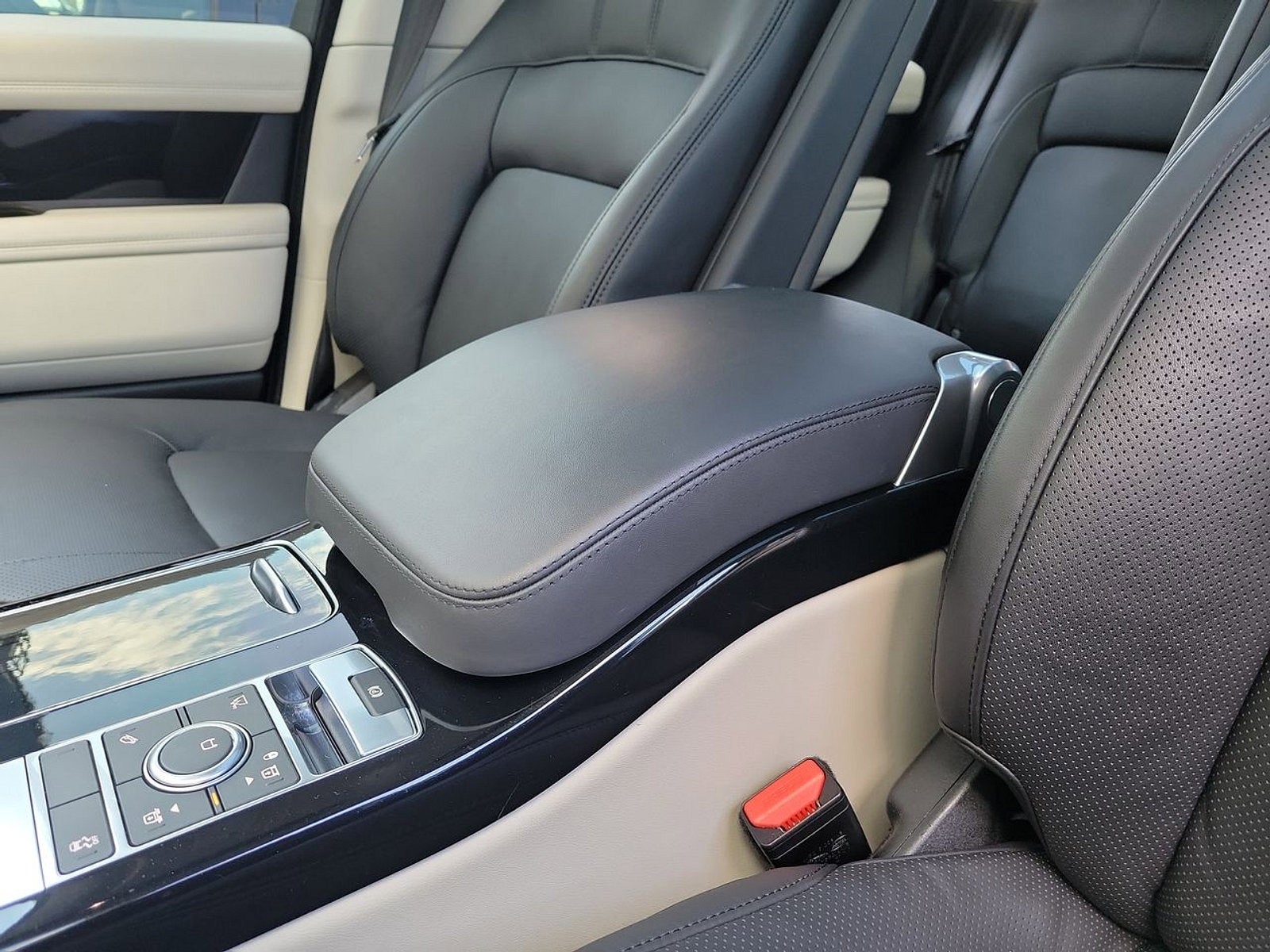 2021 Land Rover Range Rover P525 Westminster