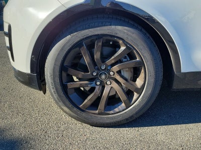 2020 Land Rover Discovery Landmark Edition