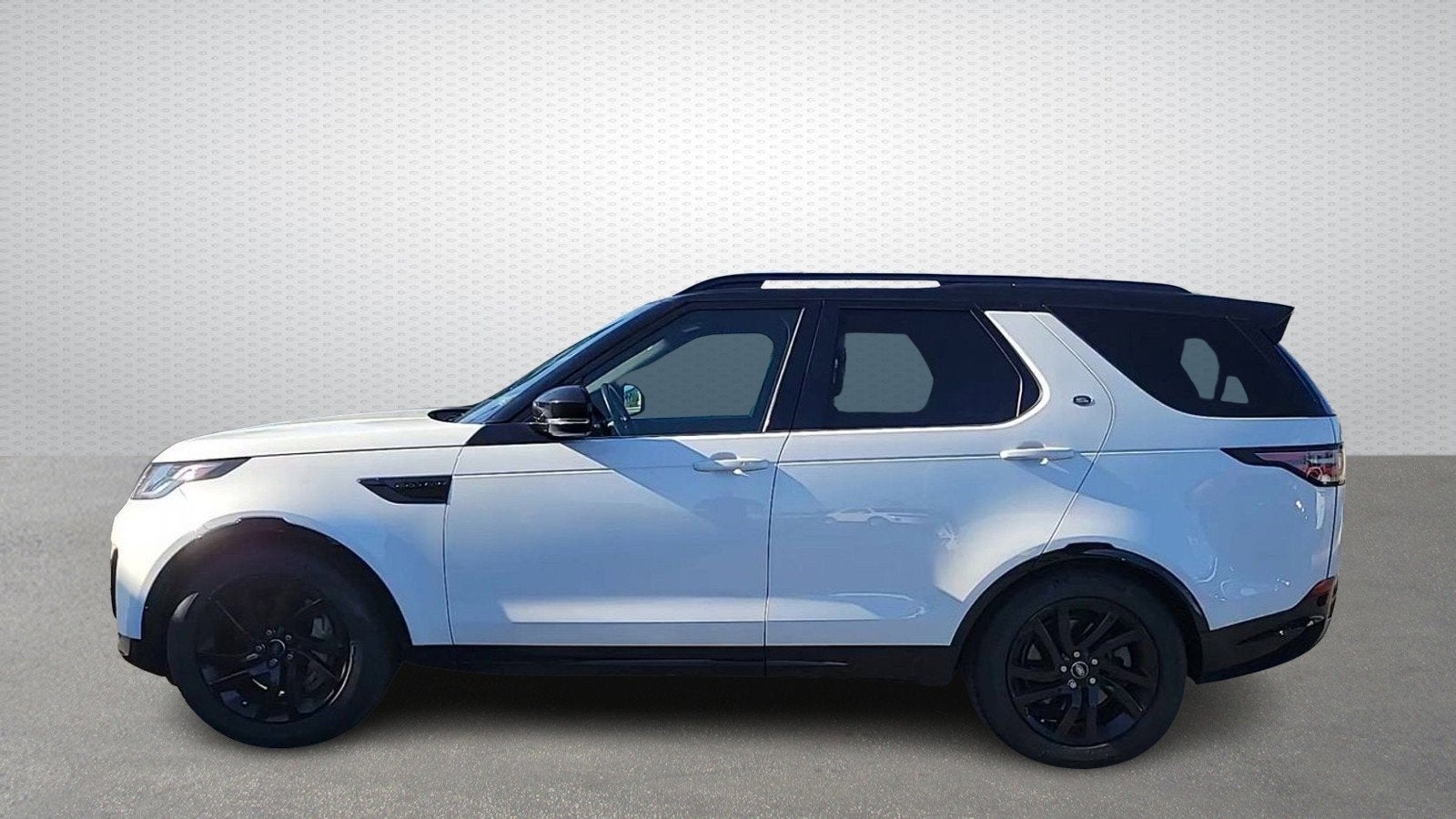 2020 Land Rover Discovery Landmark Edition