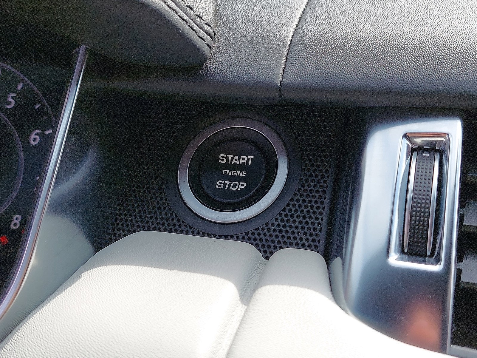 2021 Land Rover Range Rover Sport SVR