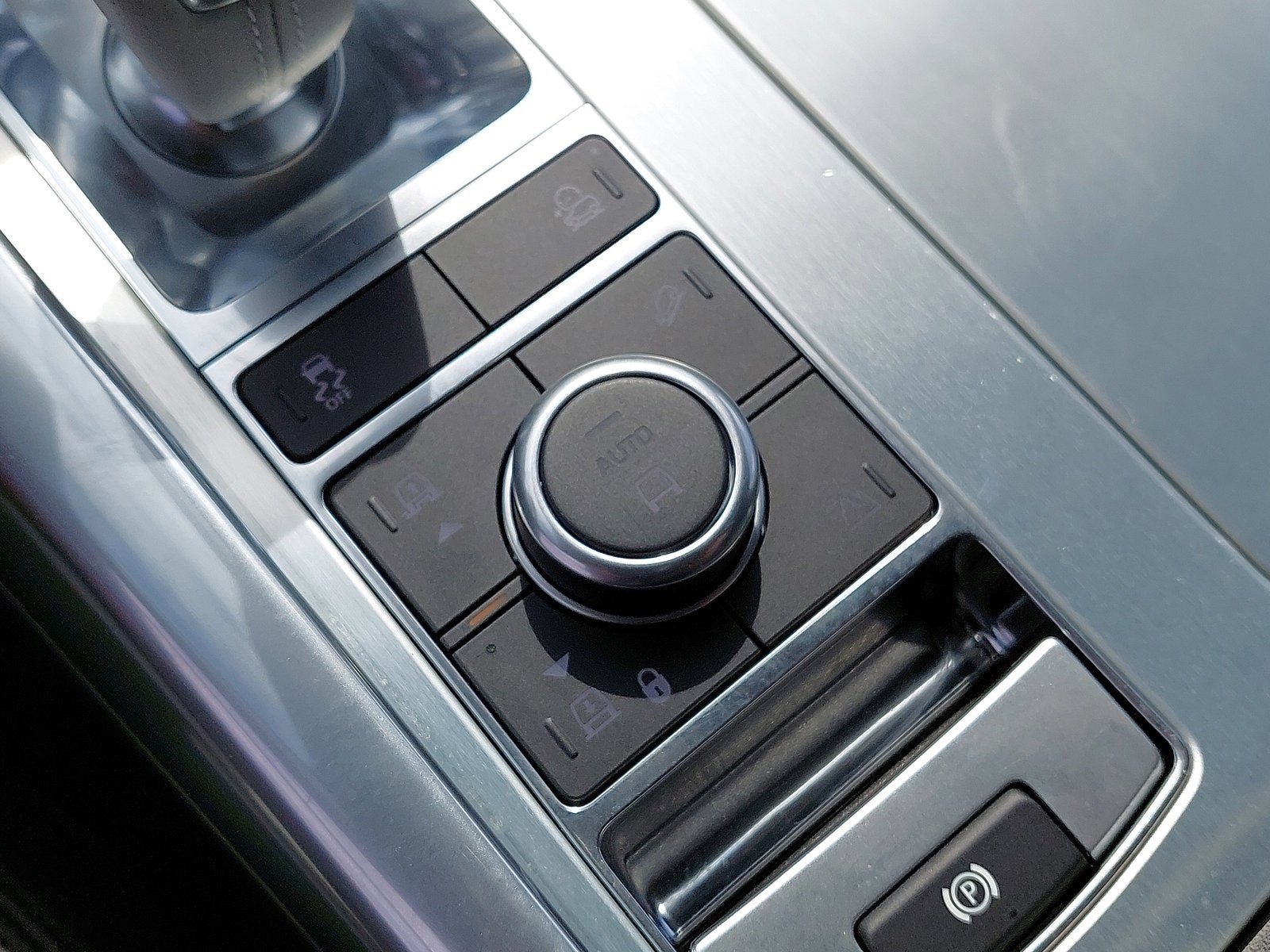 2021 Land Rover Range Rover Sport SVR