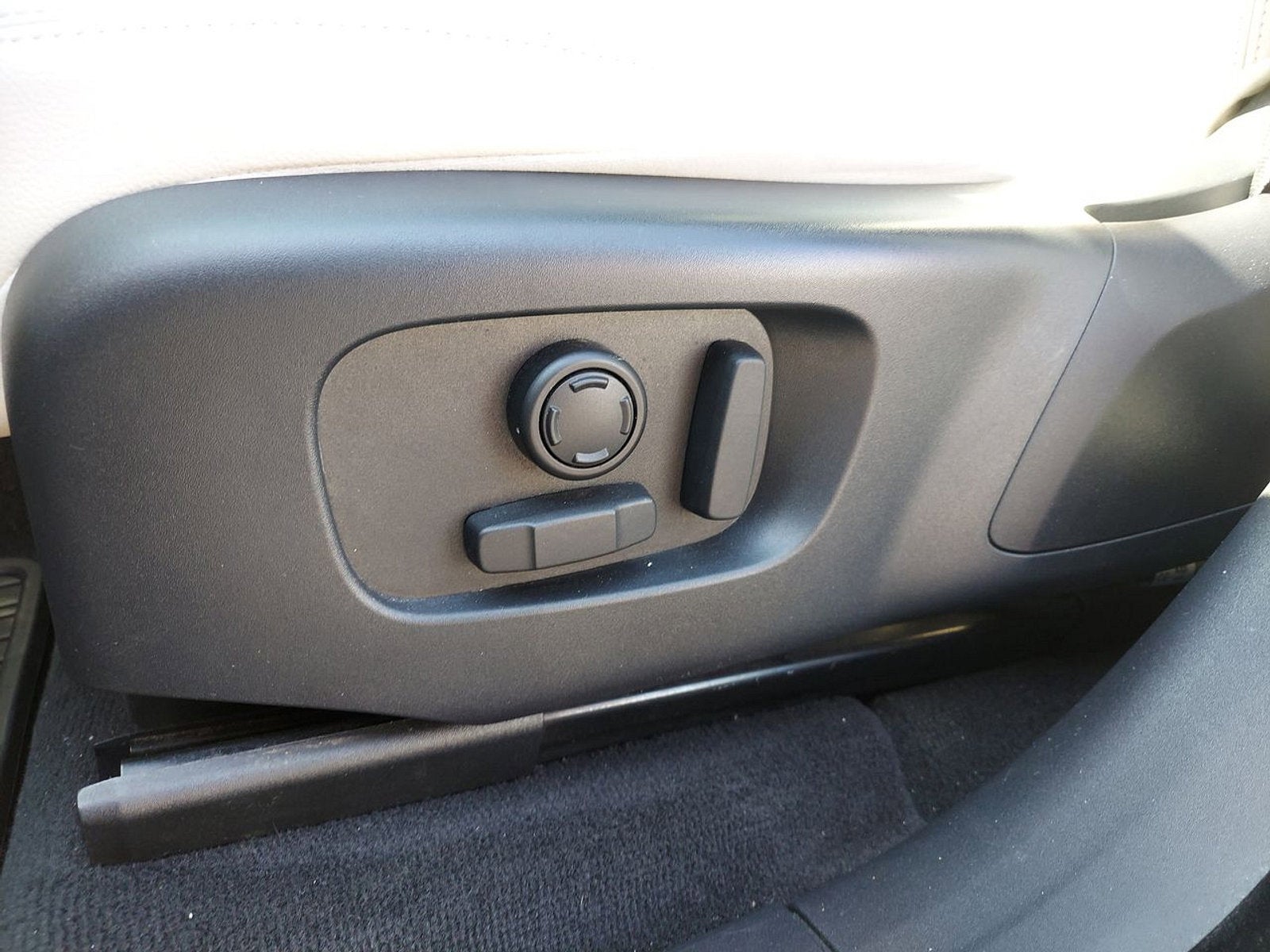 2020 Land Rover Range Rover Velar R-Dynamic S