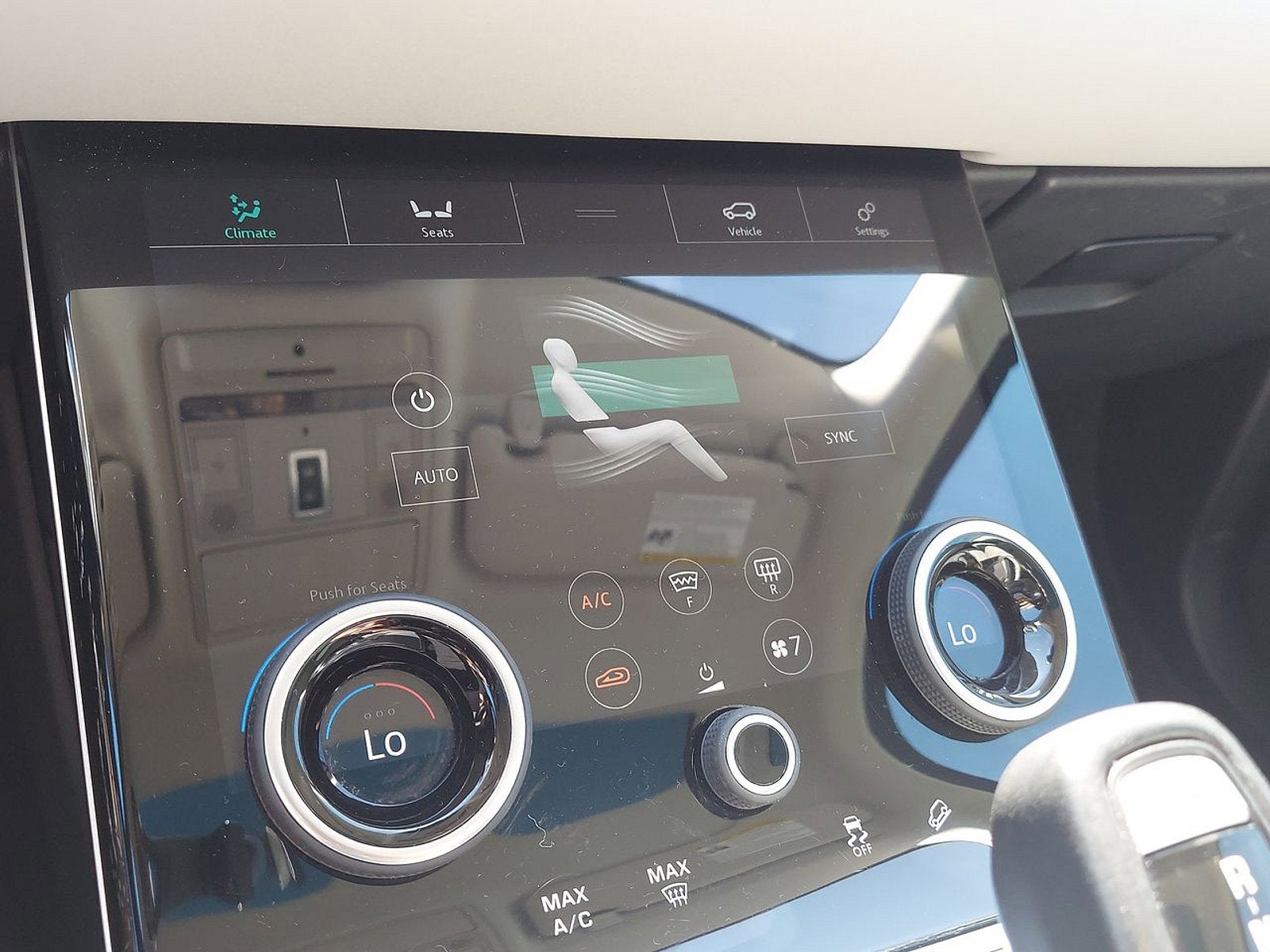 2020 Land Rover Range Rover Evoque SE