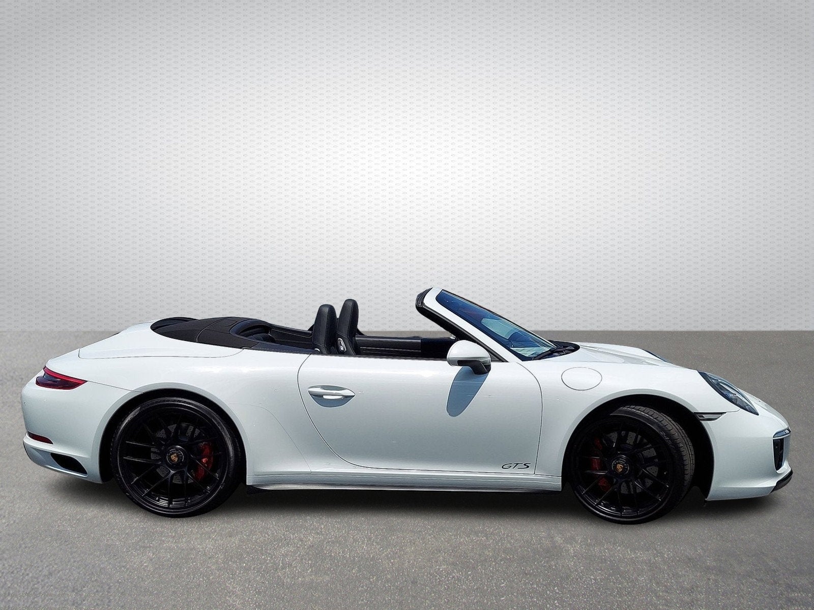 2019 Porsche 911 Carrera GTS