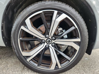2025 Volvo XC60 B5 Ultra