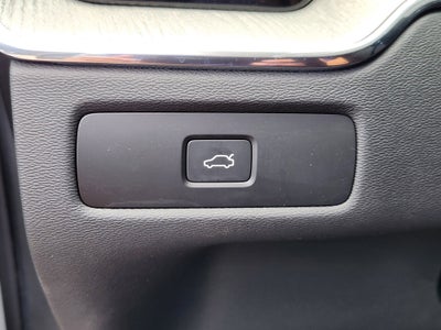 2025 Volvo XC60 B5 Ultra