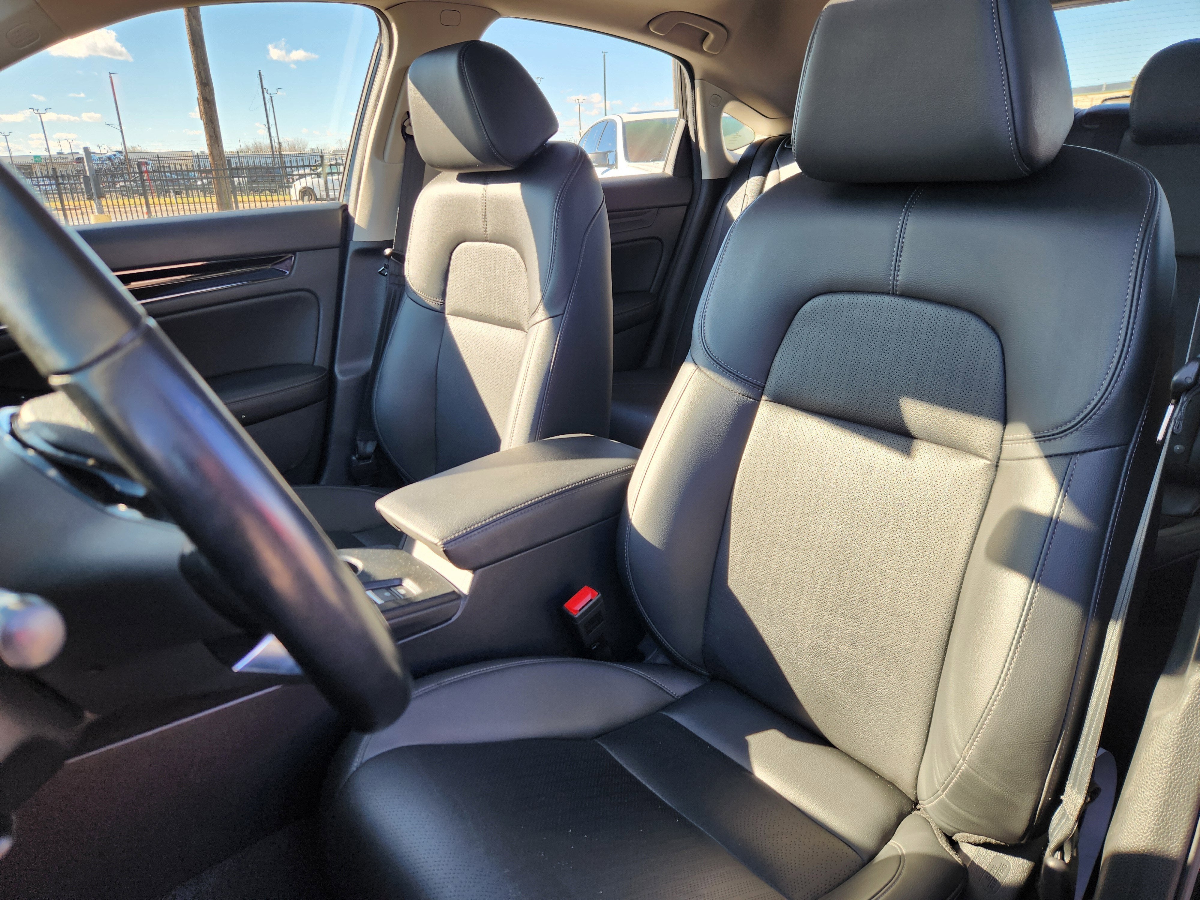 2024 Honda Civic Hatchback EX-L