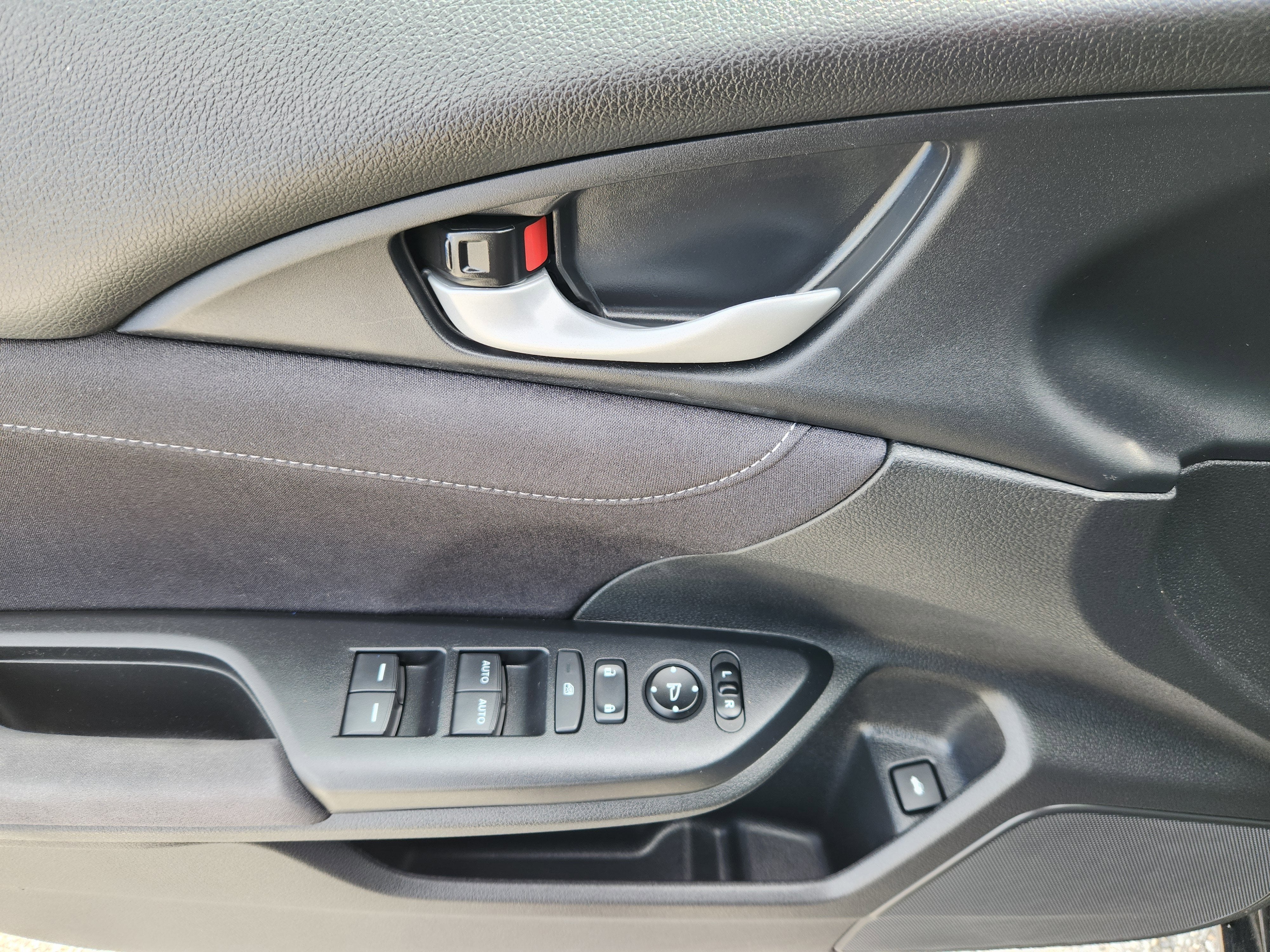 2019 Honda Insight EX