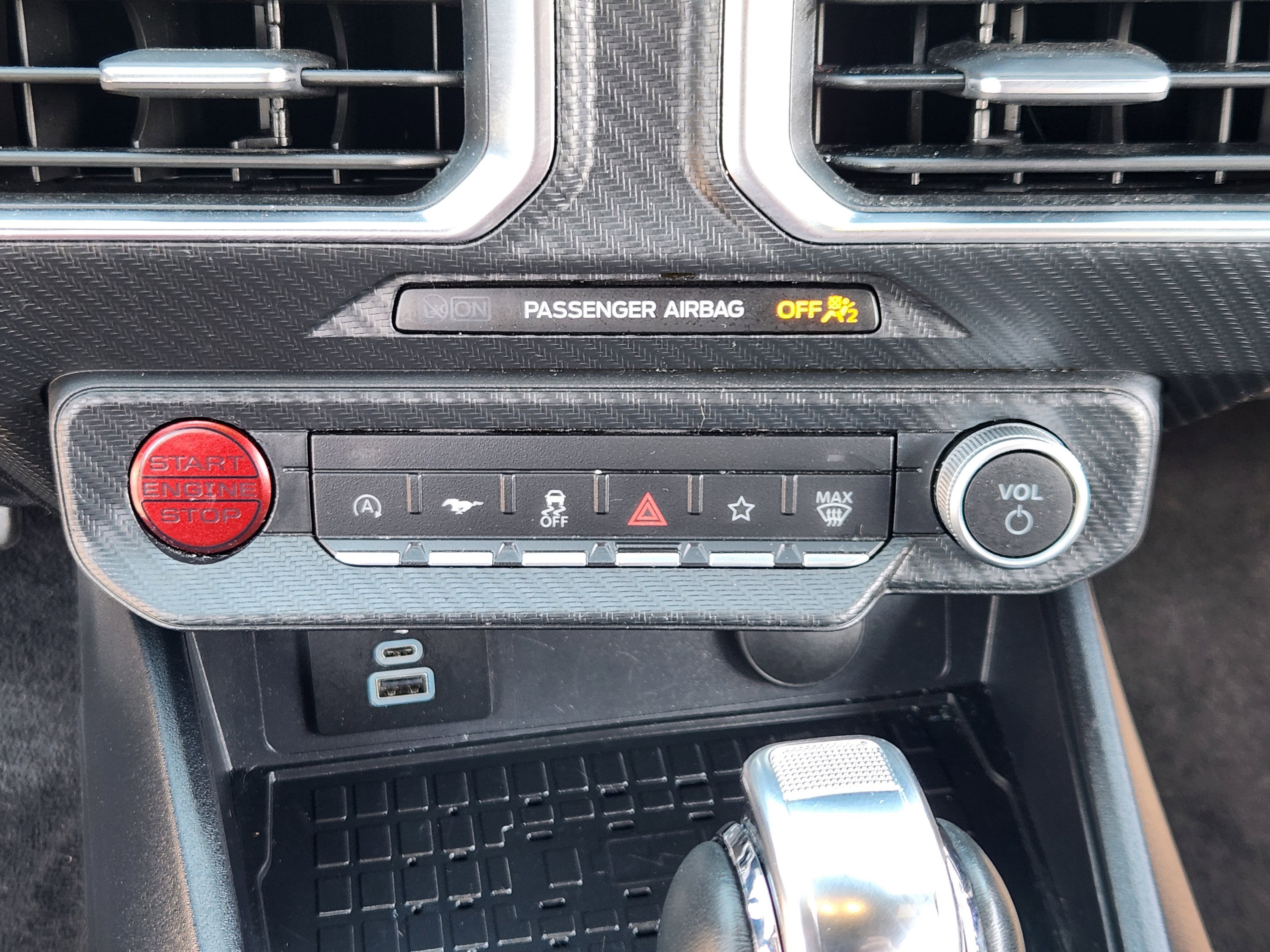 2024 Ford Mustang I4CV