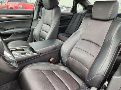 2019 Honda Accord Sedan Sport 2.0T