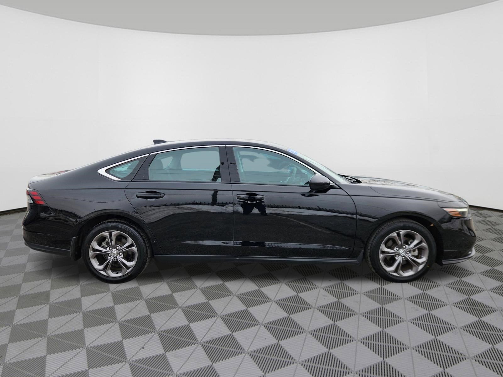 2023 Honda Accord Sedan EX