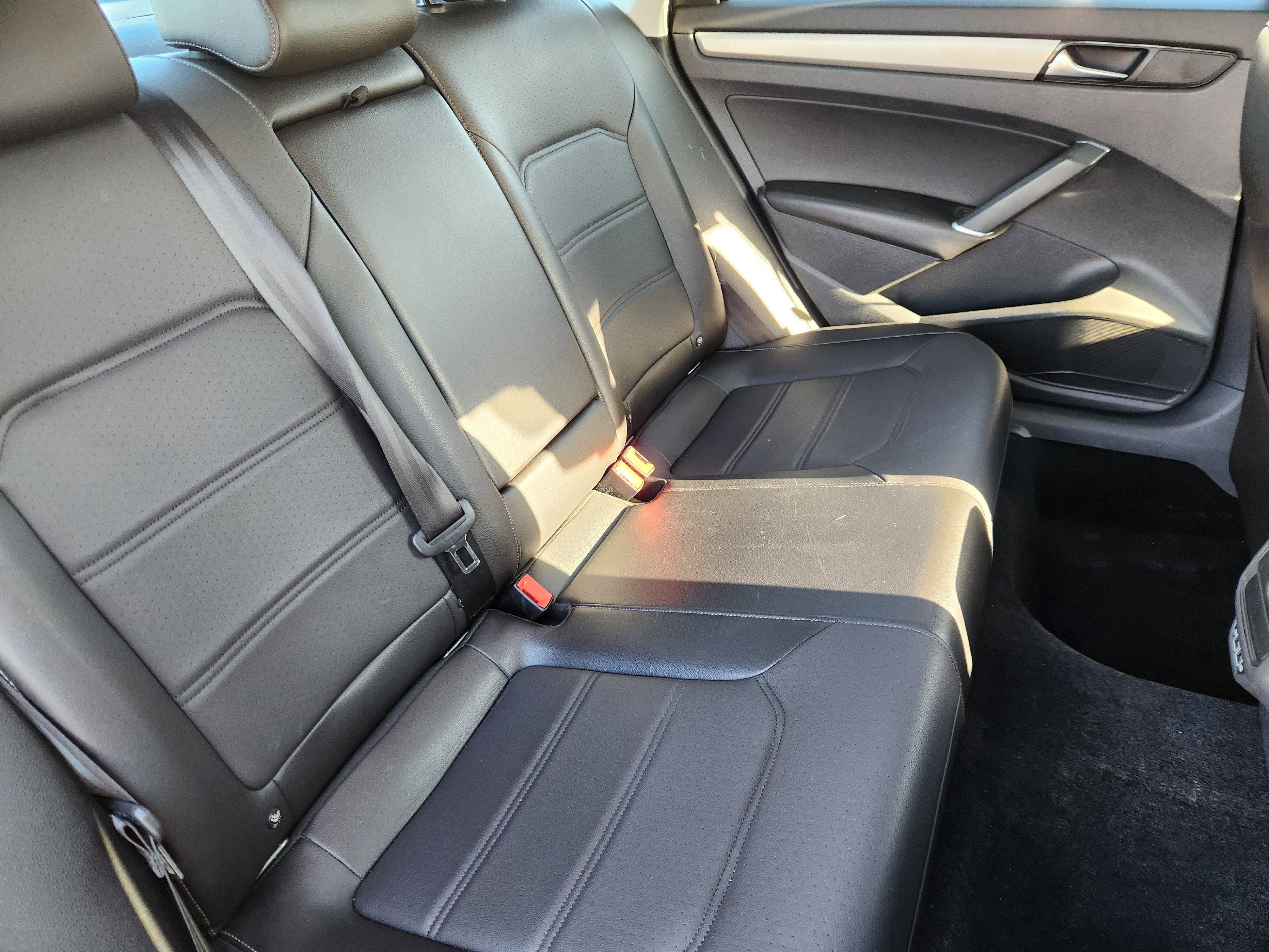 2022 Volkswagen Passat 2.0T SE