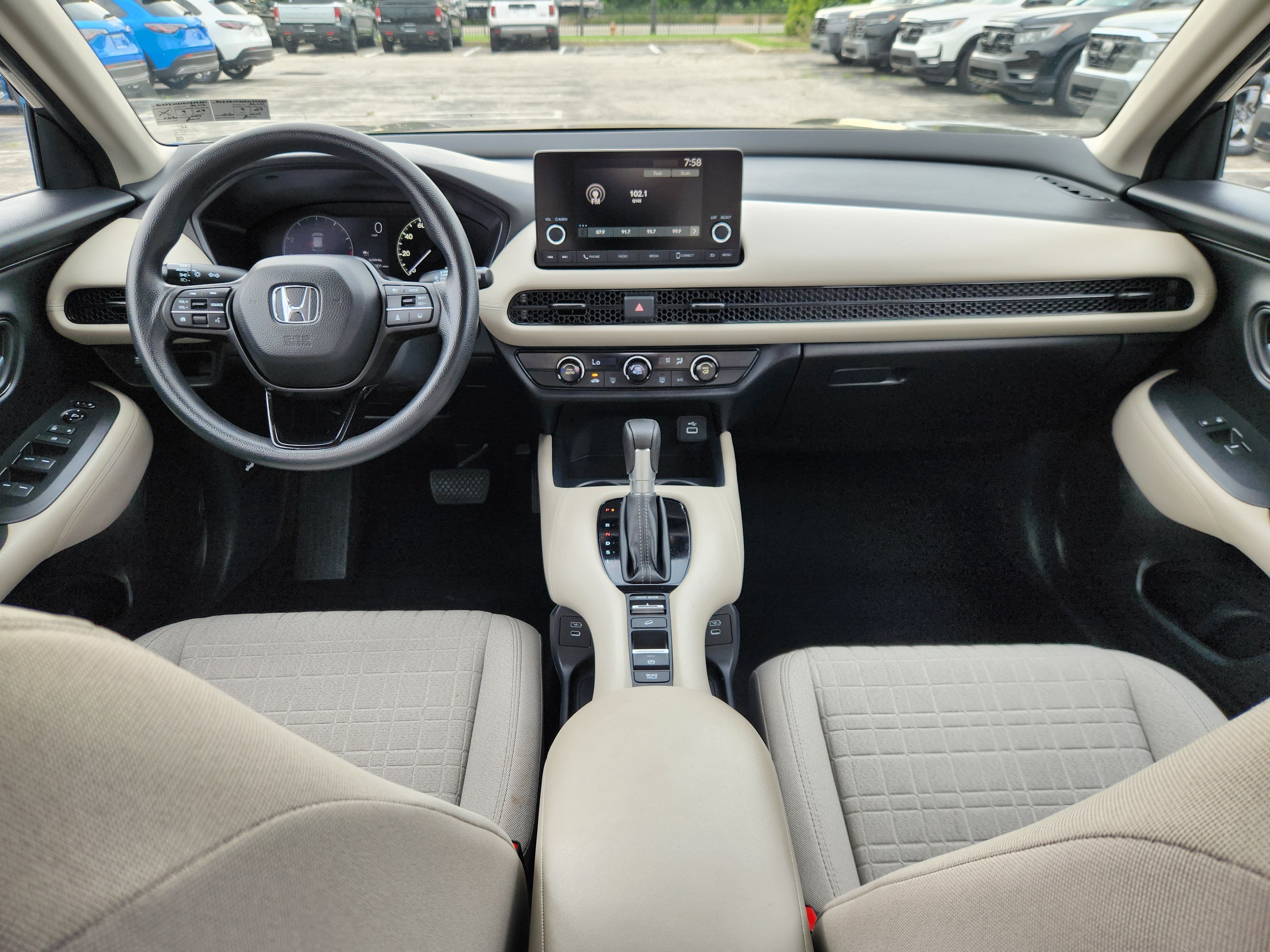 2024 Honda HR-V LX