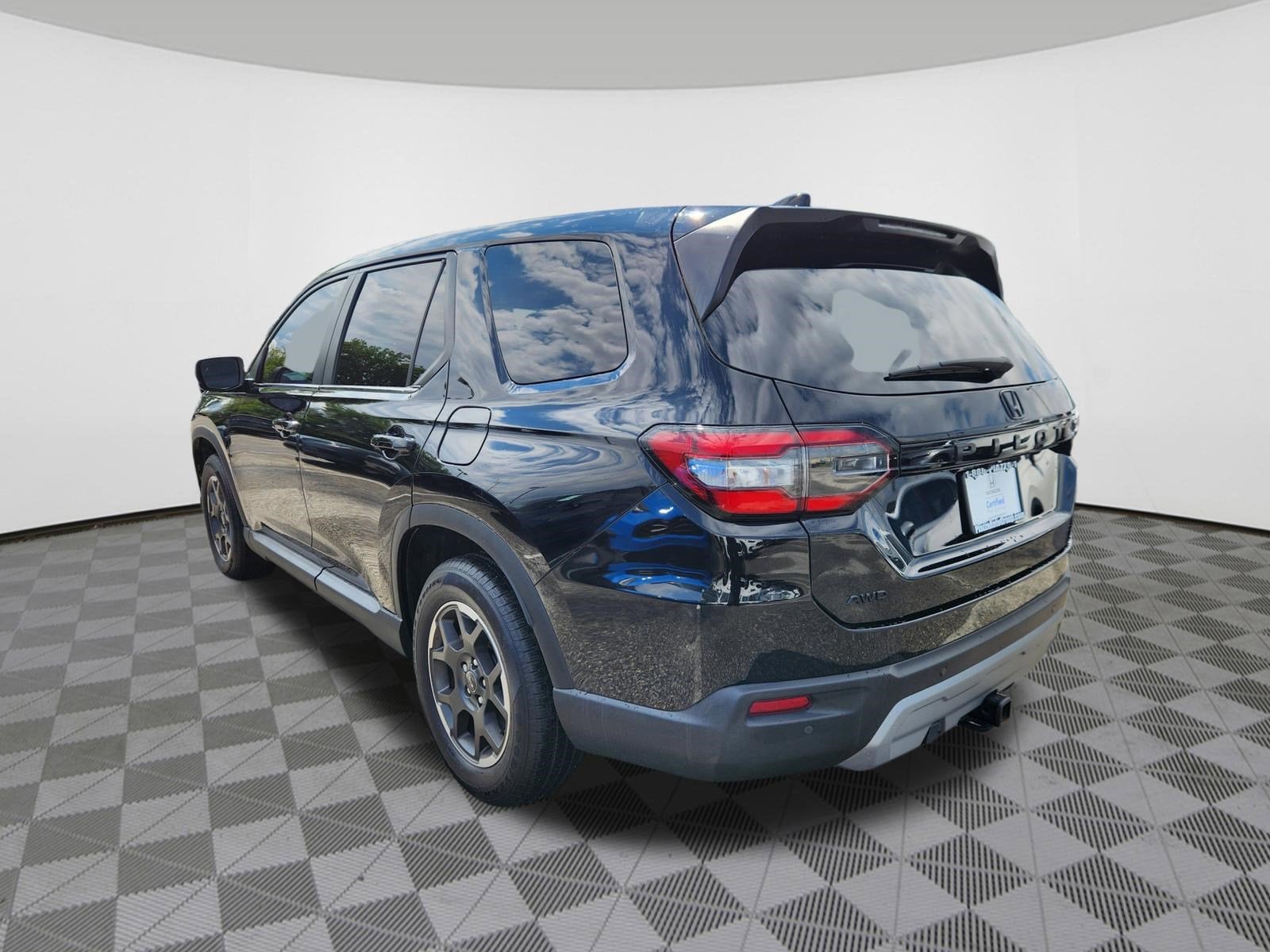 2023 Honda Pilot EX-L 8 Passenger