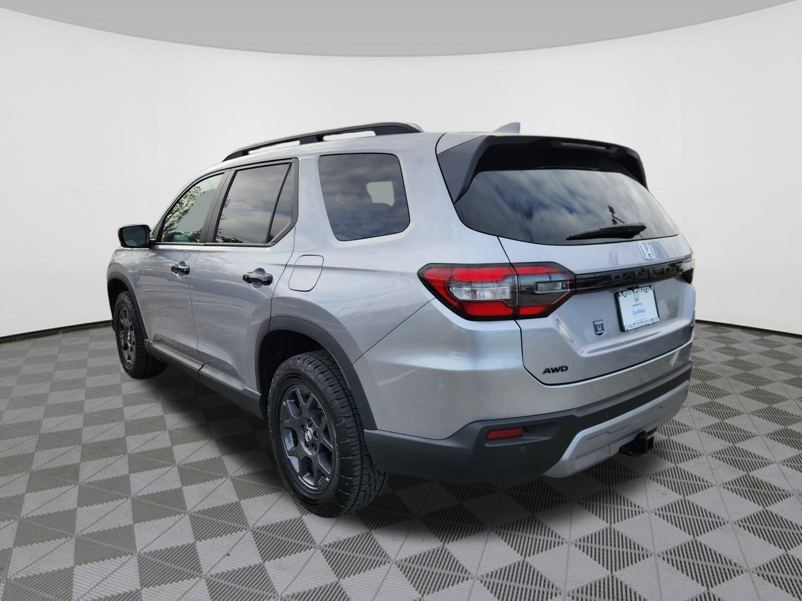 2025 Honda Pilot TrailSport