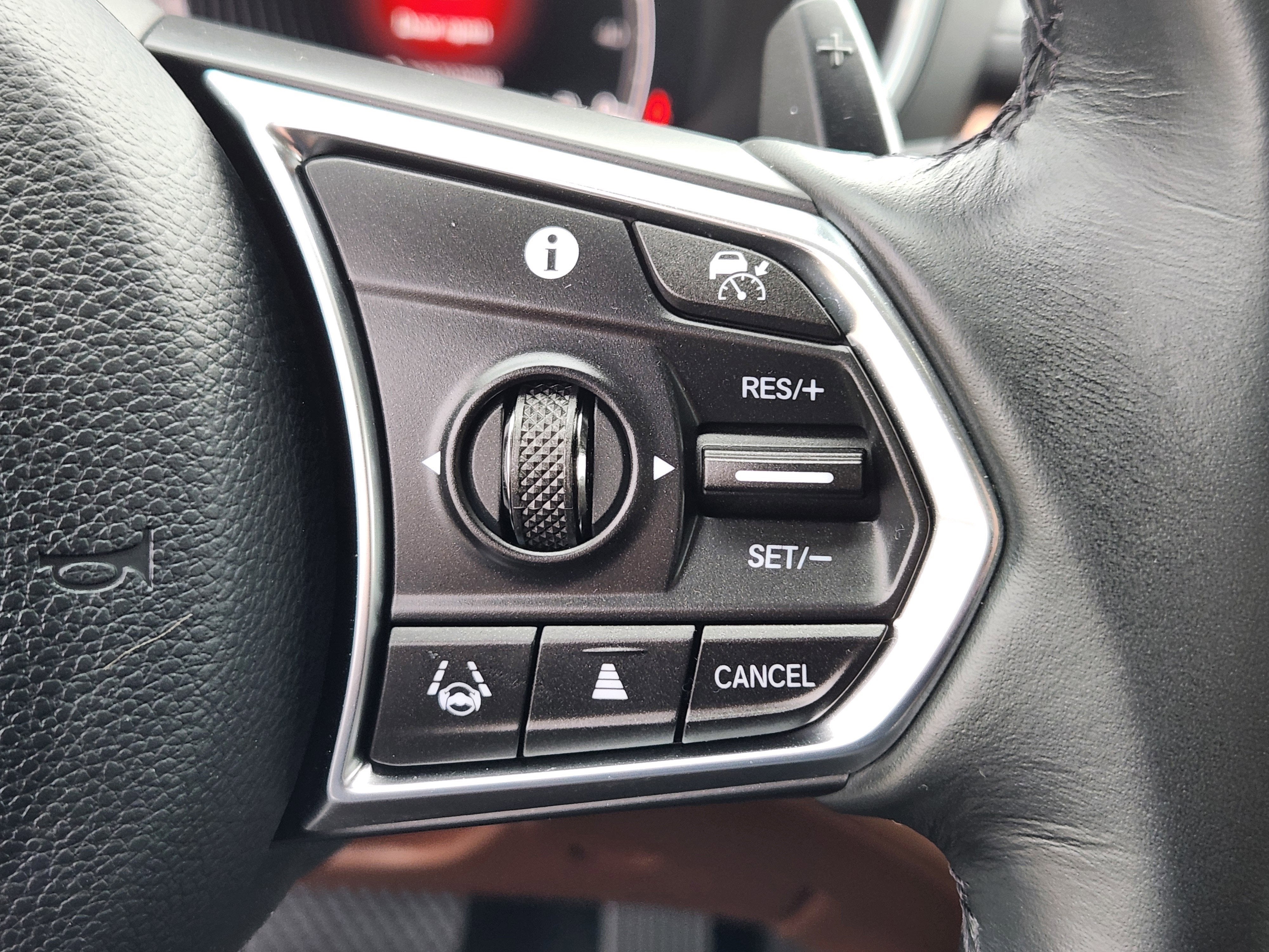 2023 Acura MDX w/Technology Package
