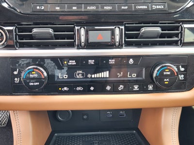 2023 Nissan Pathfinder Platinum