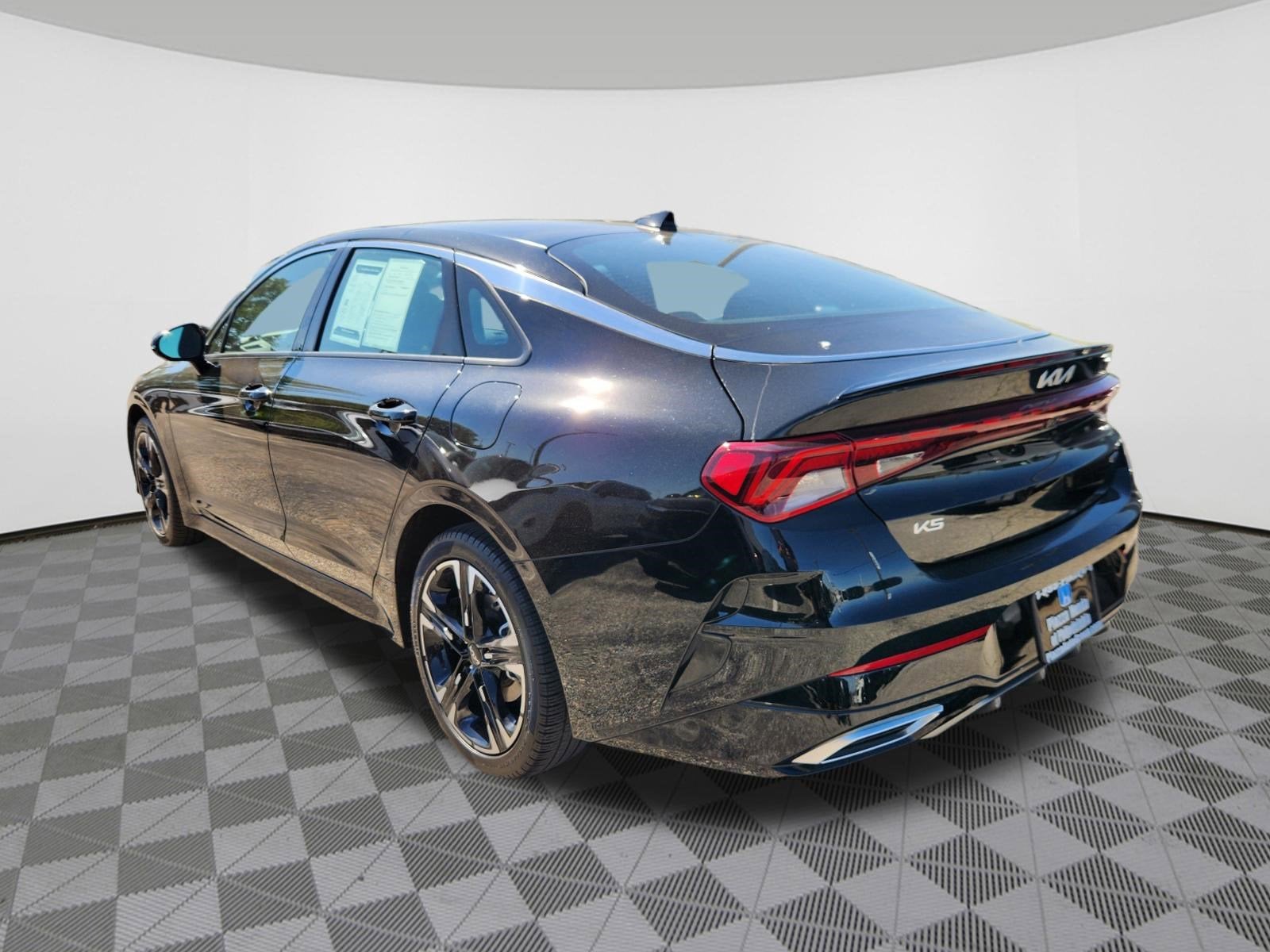 2024 Kia K5 GT-Line