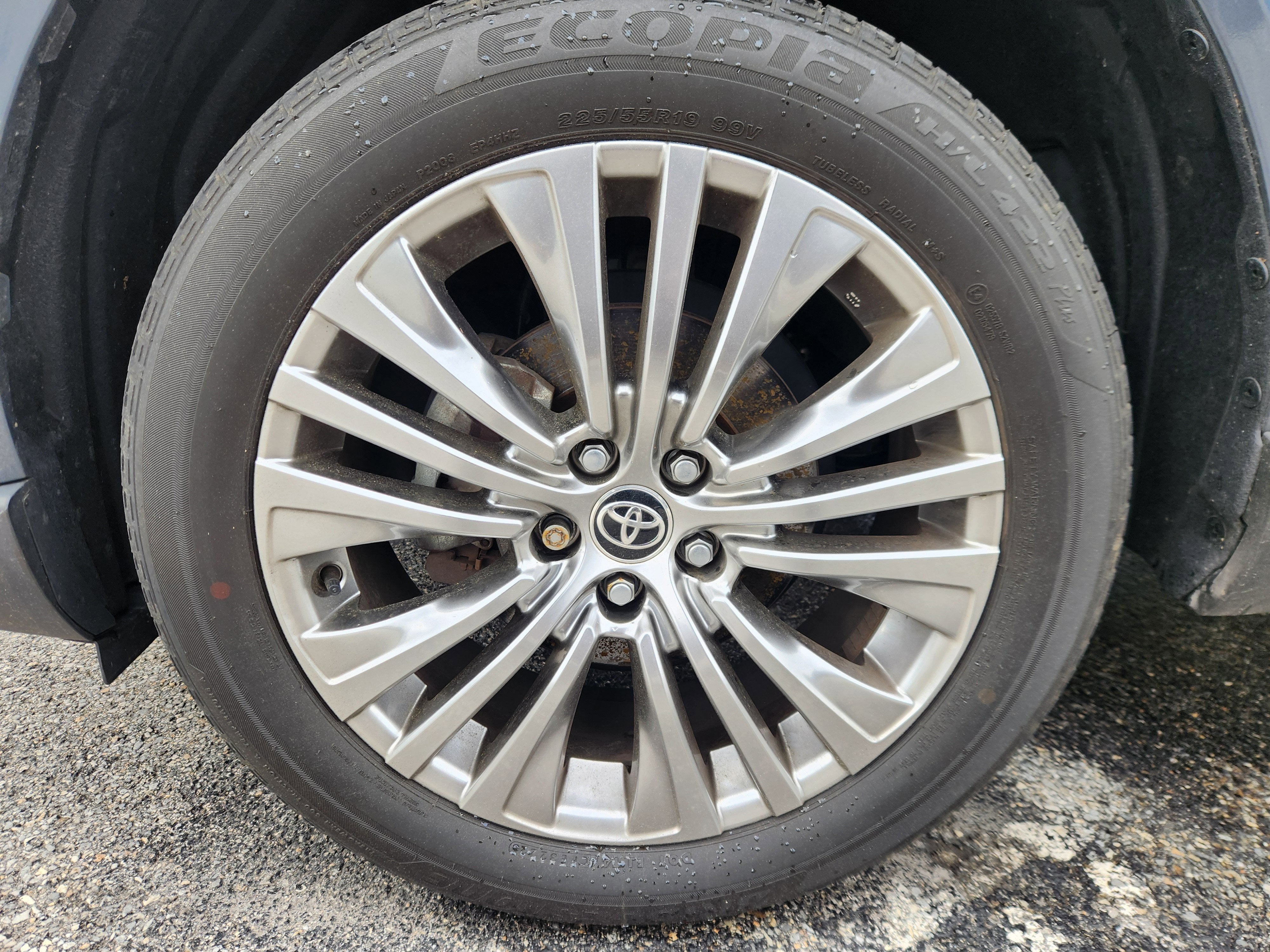 2022 Toyota Venza Base