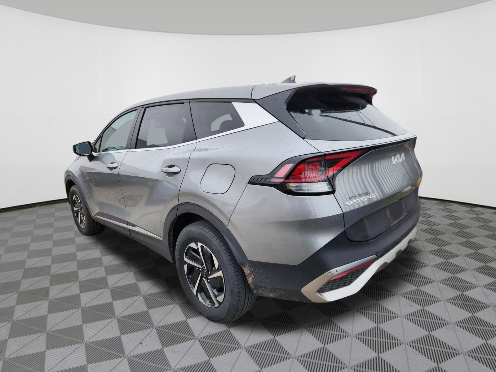 2023 Kia Sportage Hybrid LX