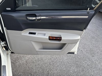 2005 Chrysler 300 300C