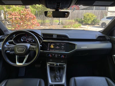 2024 Audi Q3 S line Premium