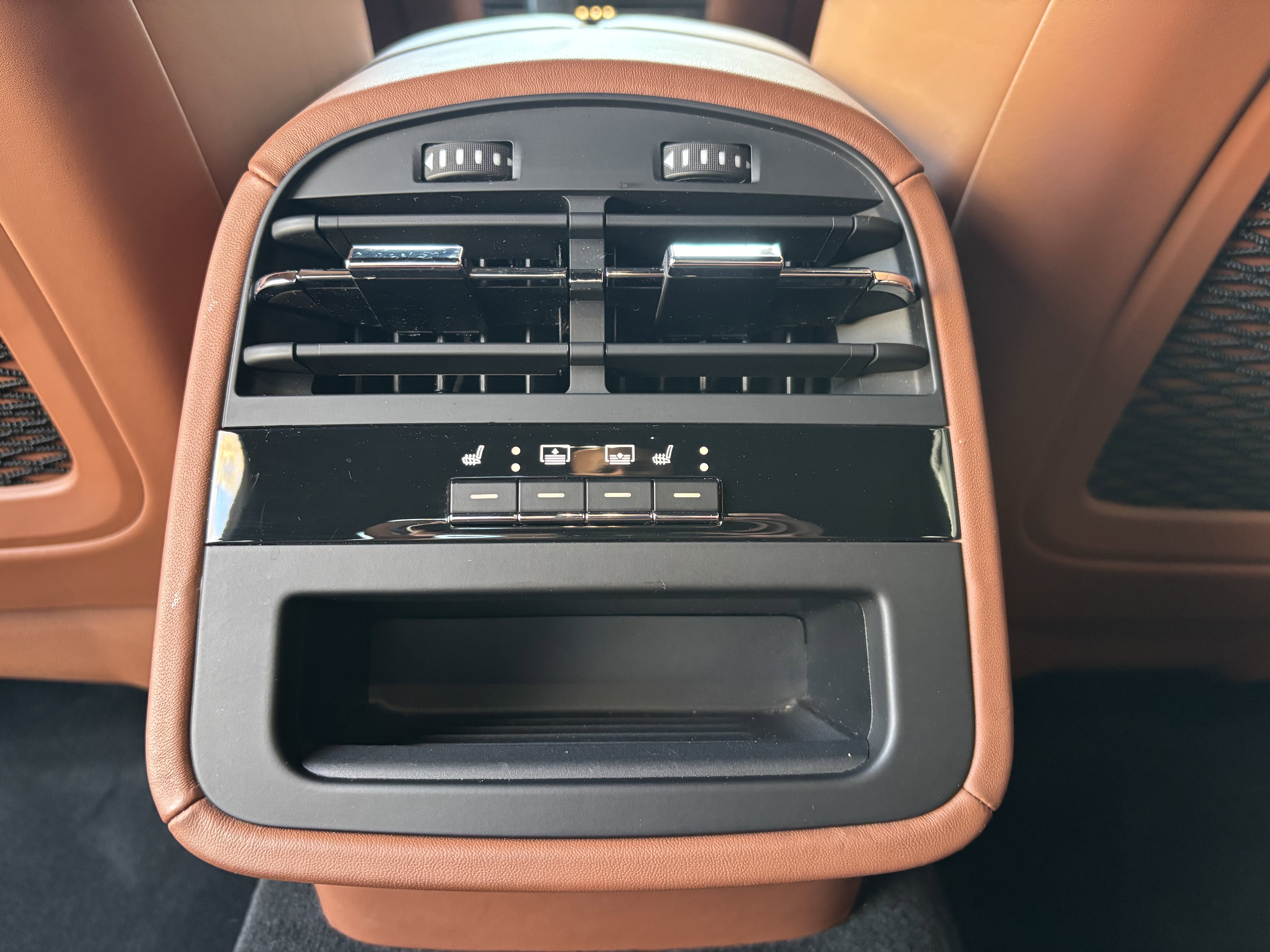 2022 Maserati Quattroporte Modena Q4