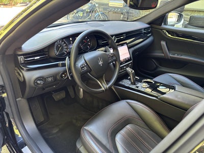 2022 Maserati Quattroporte Modena Q4