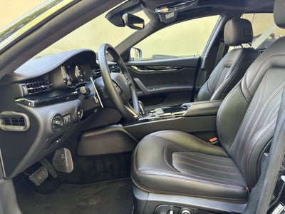 2022 Maserati Quattroporte Modena Q4