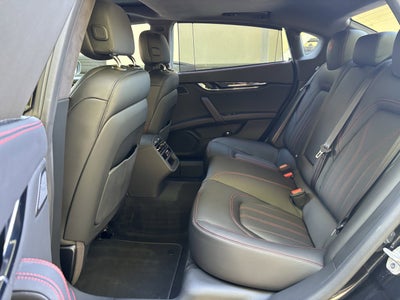 2022 Maserati Quattroporte Modena Q4