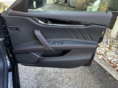 2022 Maserati Quattroporte Modena Q4