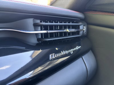 2022 Maserati Quattroporte Modena Q4