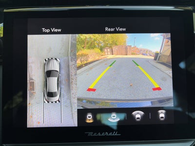 2022 Maserati Quattroporte Modena Q4