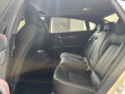2024 Maserati Quattroporte Modena Ultima Q4