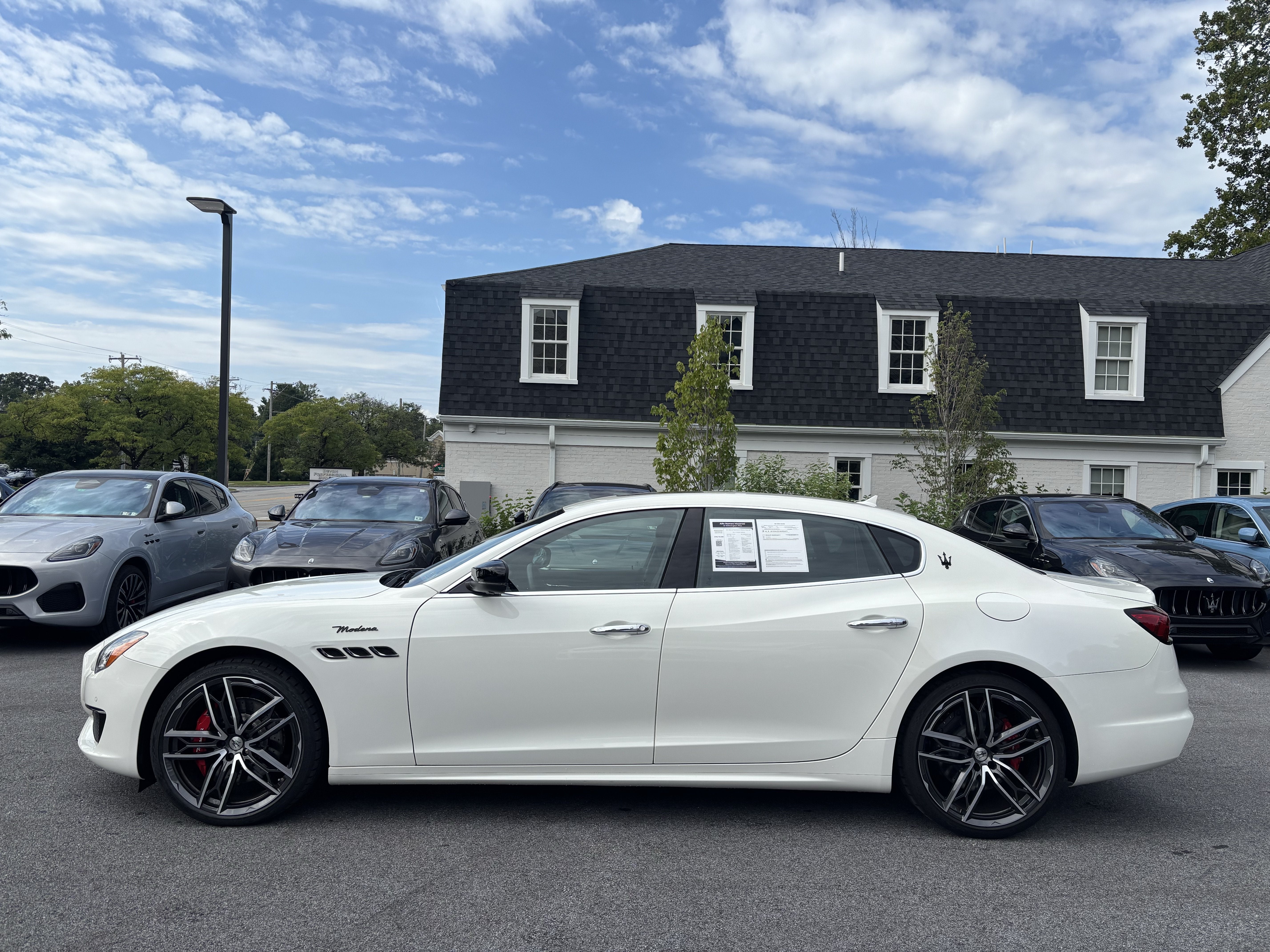 2024 Maserati Quattroporte Modena Ultima Q4