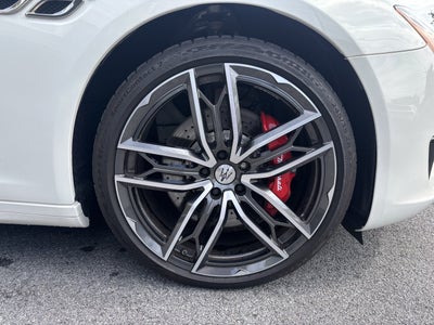 2024 Maserati Quattroporte Modena Ultima Q4
