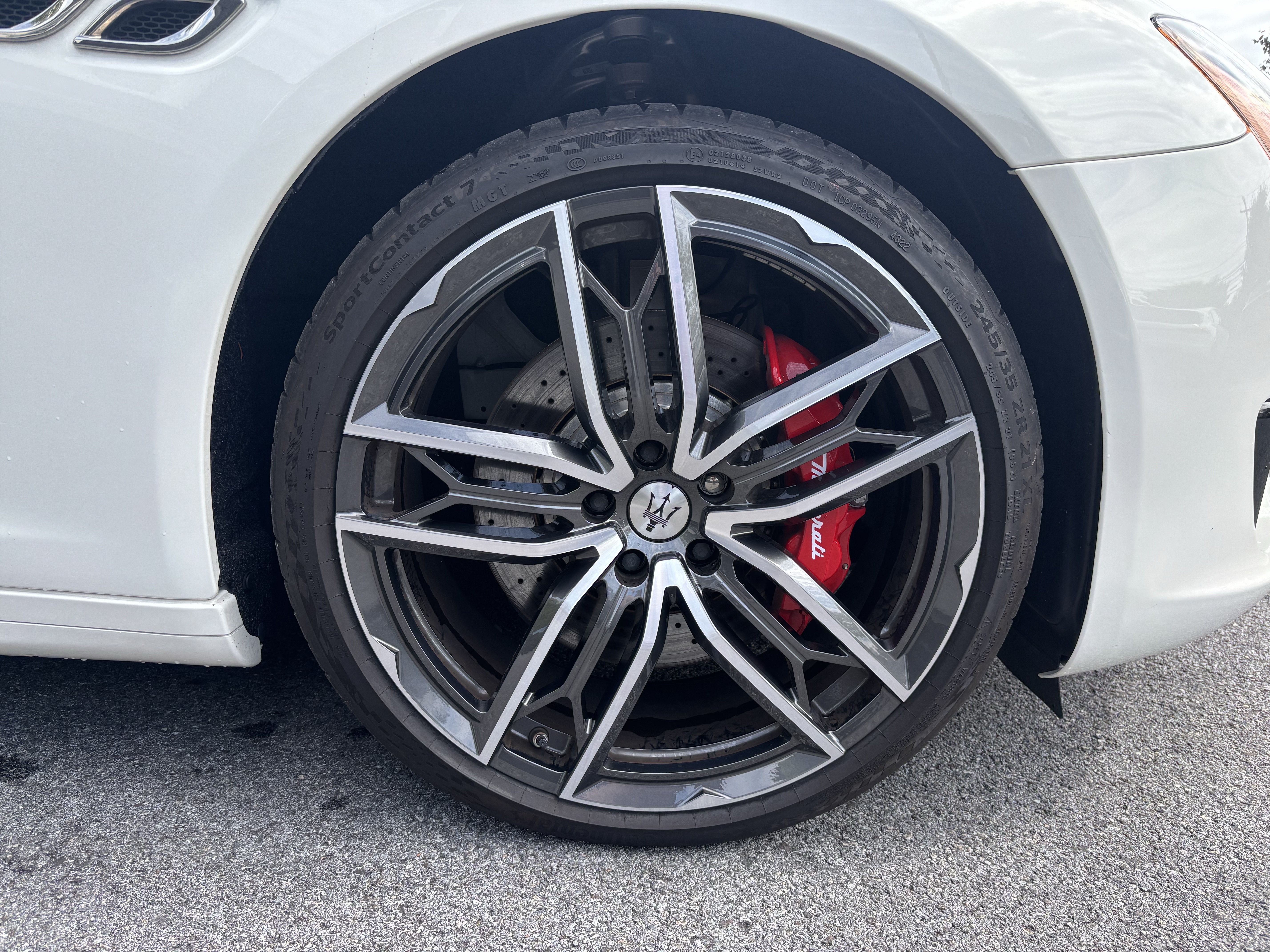 2024 Maserati Quattroporte Modena Ultima Q4