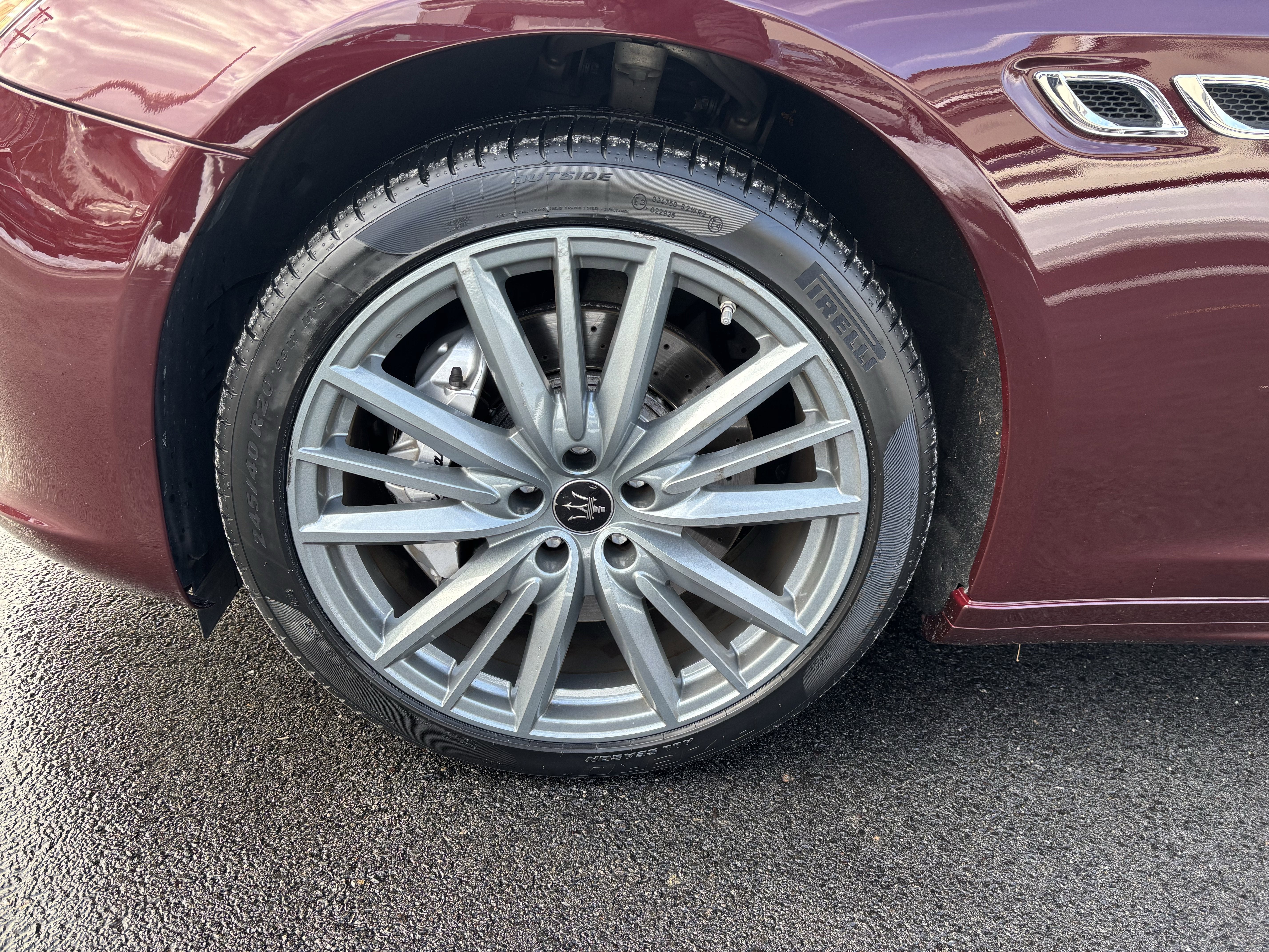 2022 Maserati Quattroporte Modena Q4