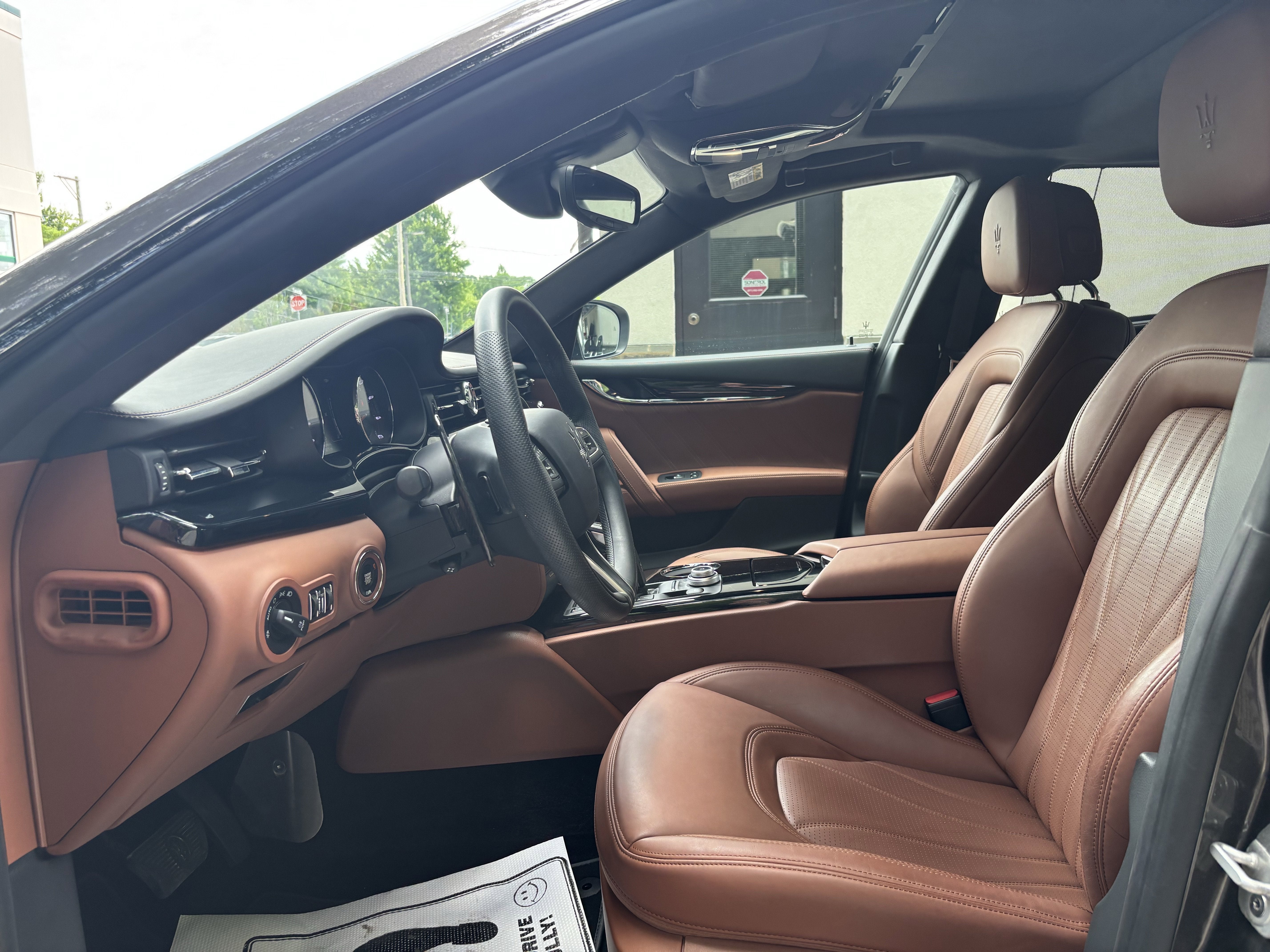 2022 Maserati Quattroporte Modena Q4