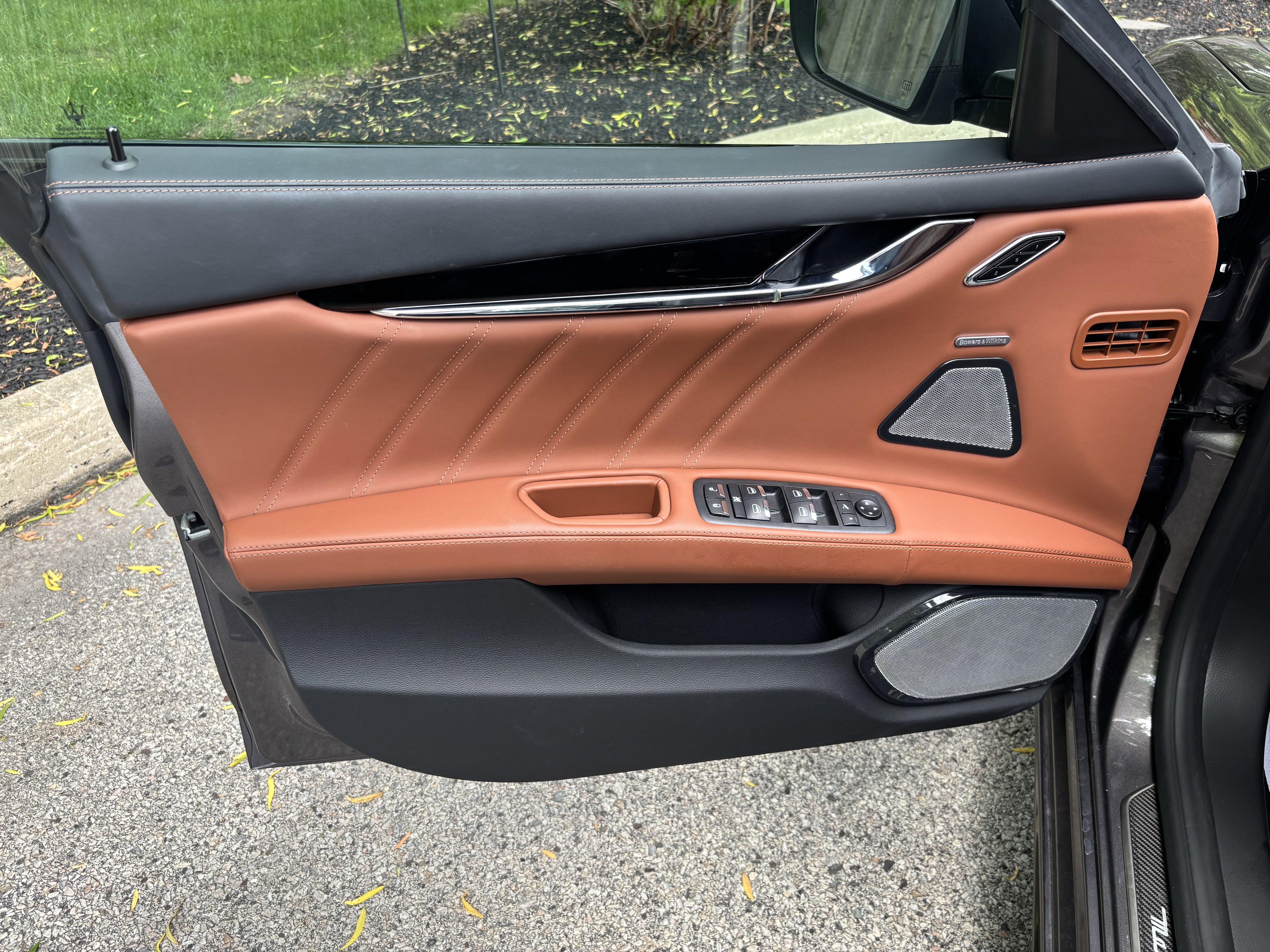 2022 Maserati Quattroporte Modena Q4