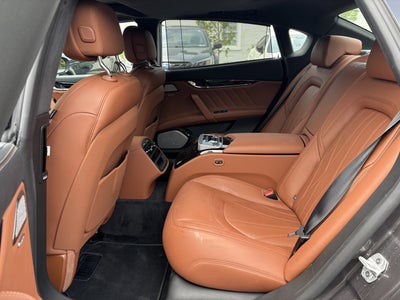 2022 Maserati Quattroporte Modena Q4