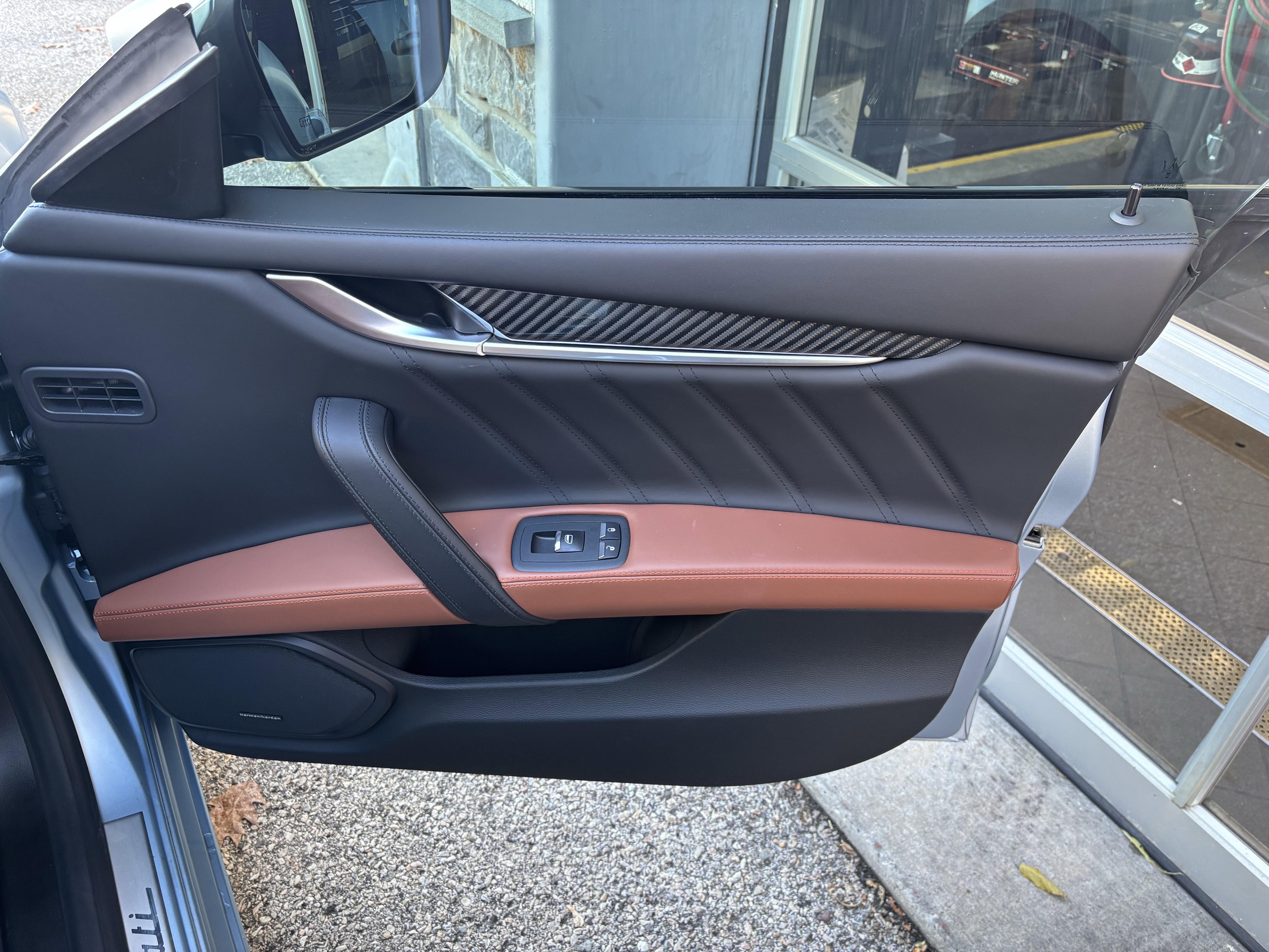 2023 Maserati Ghibli F Tributo