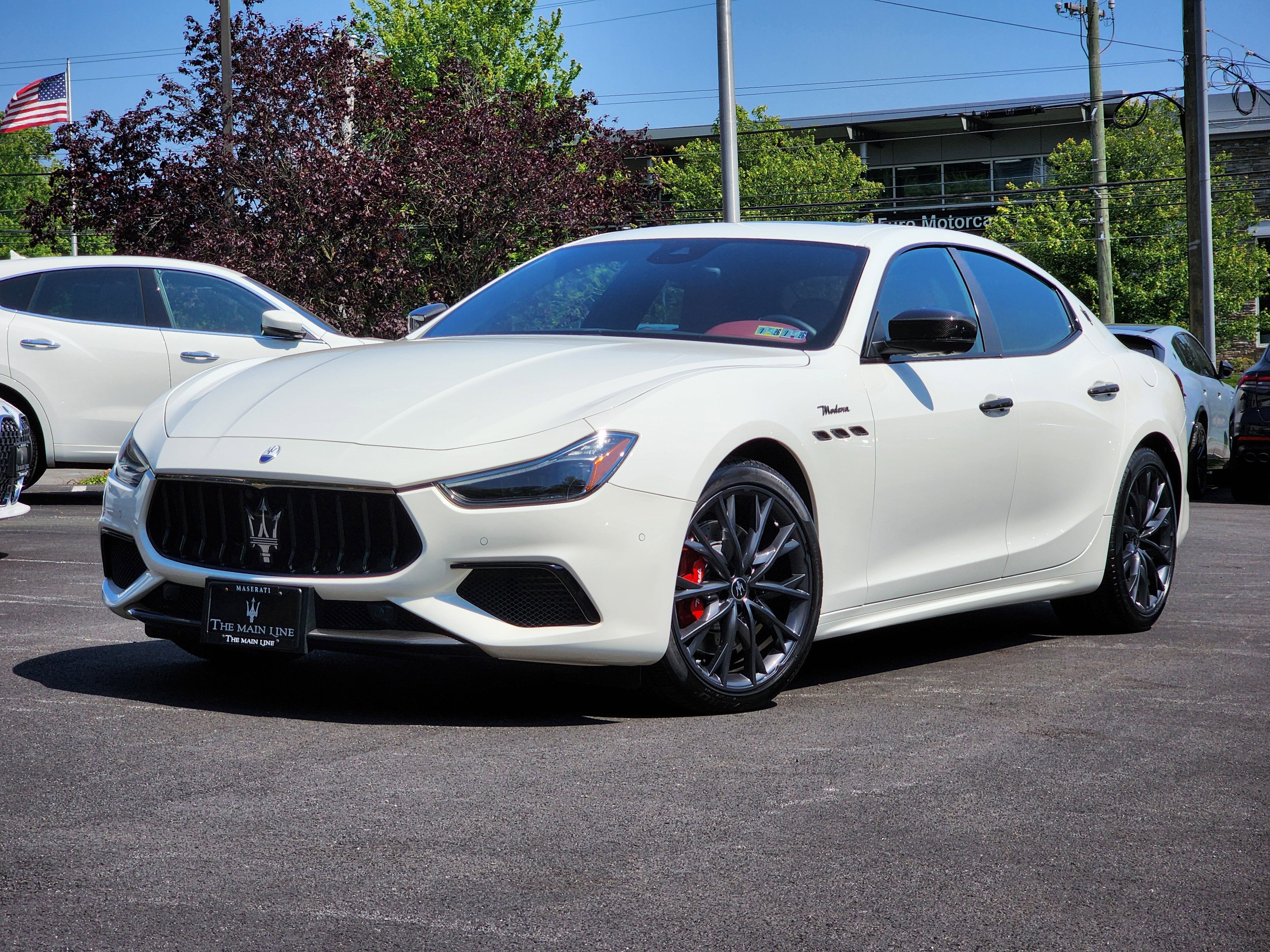2022 Maserati Ghibli Modena Q4