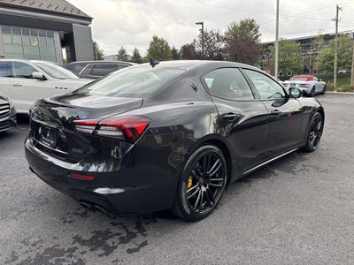 2022 Maserati Ghibli Modena Q4