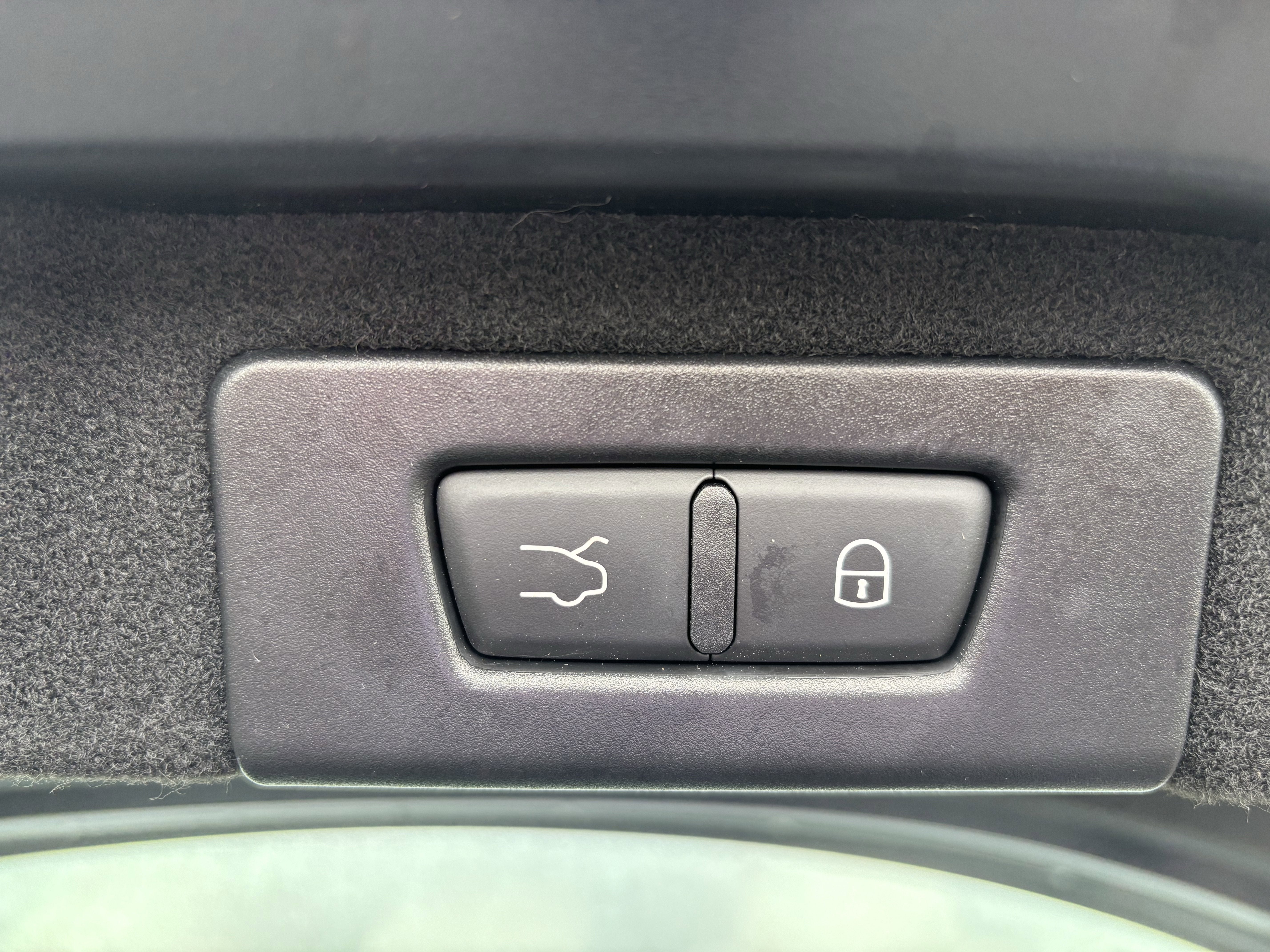 2022 Maserati Ghibli Modena Q4