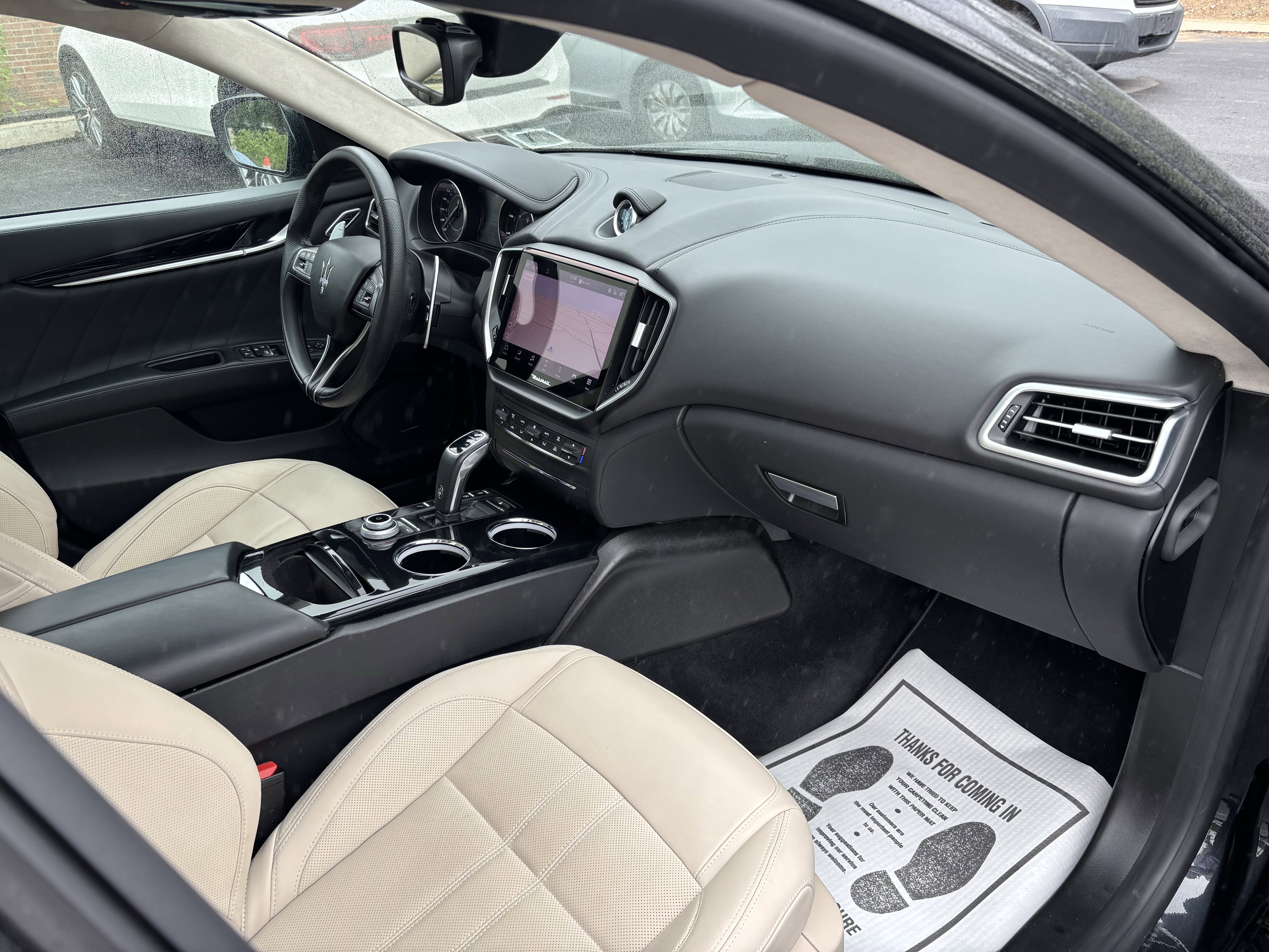 2022 Maserati Ghibli Modena Q4