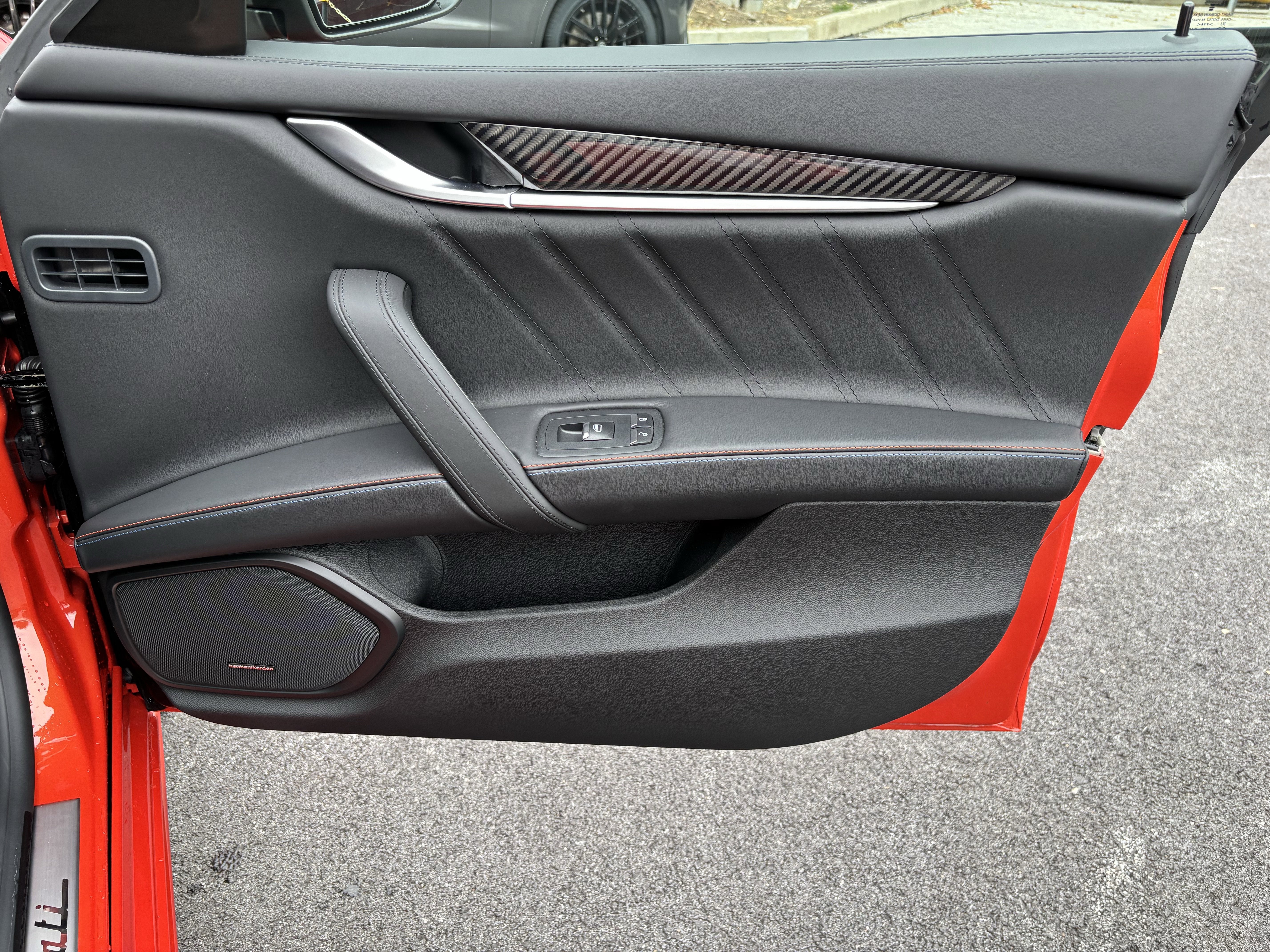 2023 Maserati Ghibli F Tributo