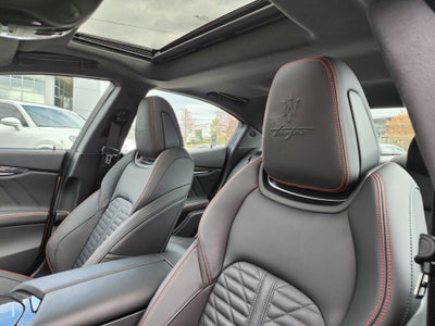 2023 Maserati Ghibli Trofeo