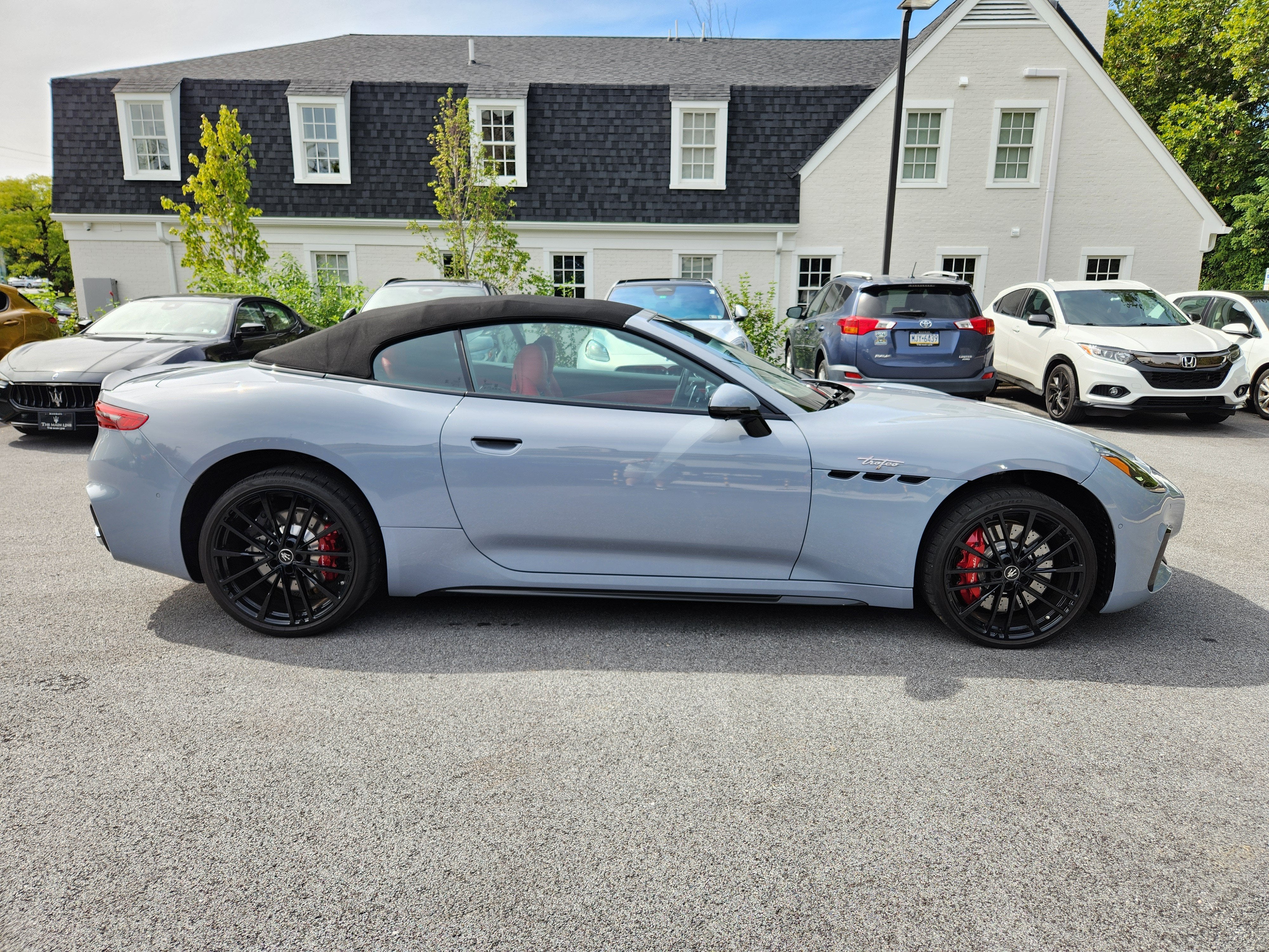 2024 Maserati GranCabrio Trofeo